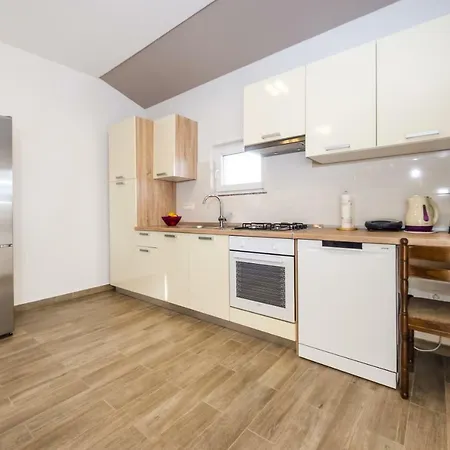 Apartment Verunica Zadar