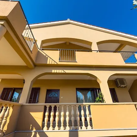 Appartement Verunica *