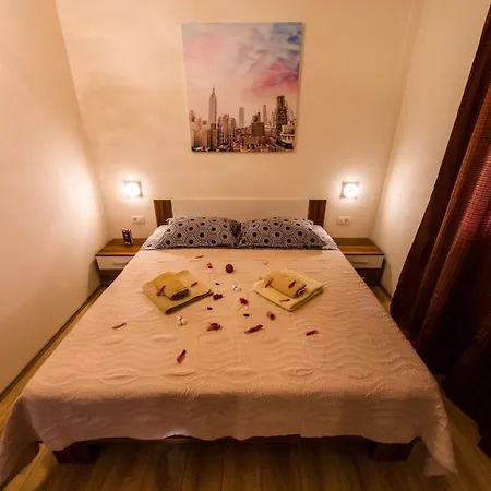 Verunica Apartment *